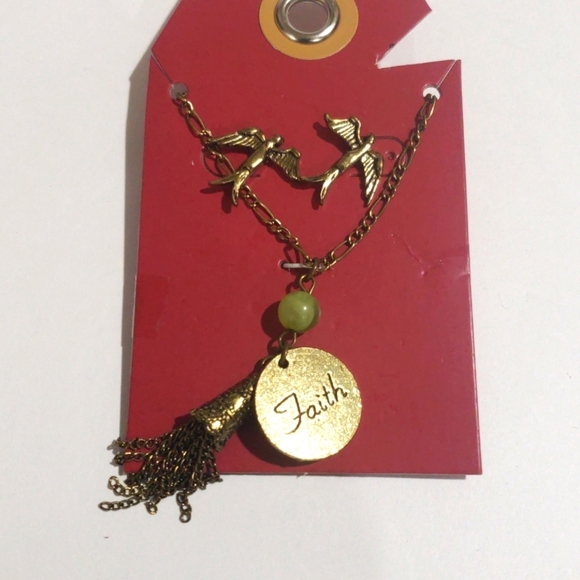 Gold-Tone "Faith" Pendant Necklace Bead Tassel Charm & Earrings Women's Jewelry - Picture 3 of 8